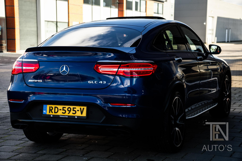 49745195-3.jpg